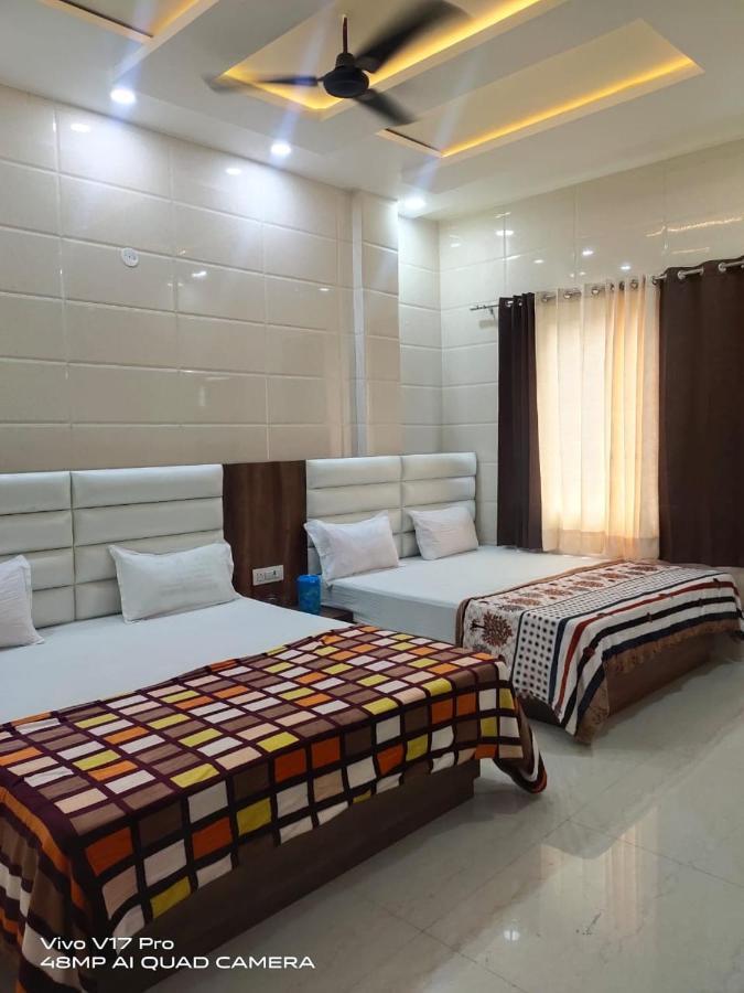 Jasneet Homestay Amritsar Ngoại thất bức ảnh