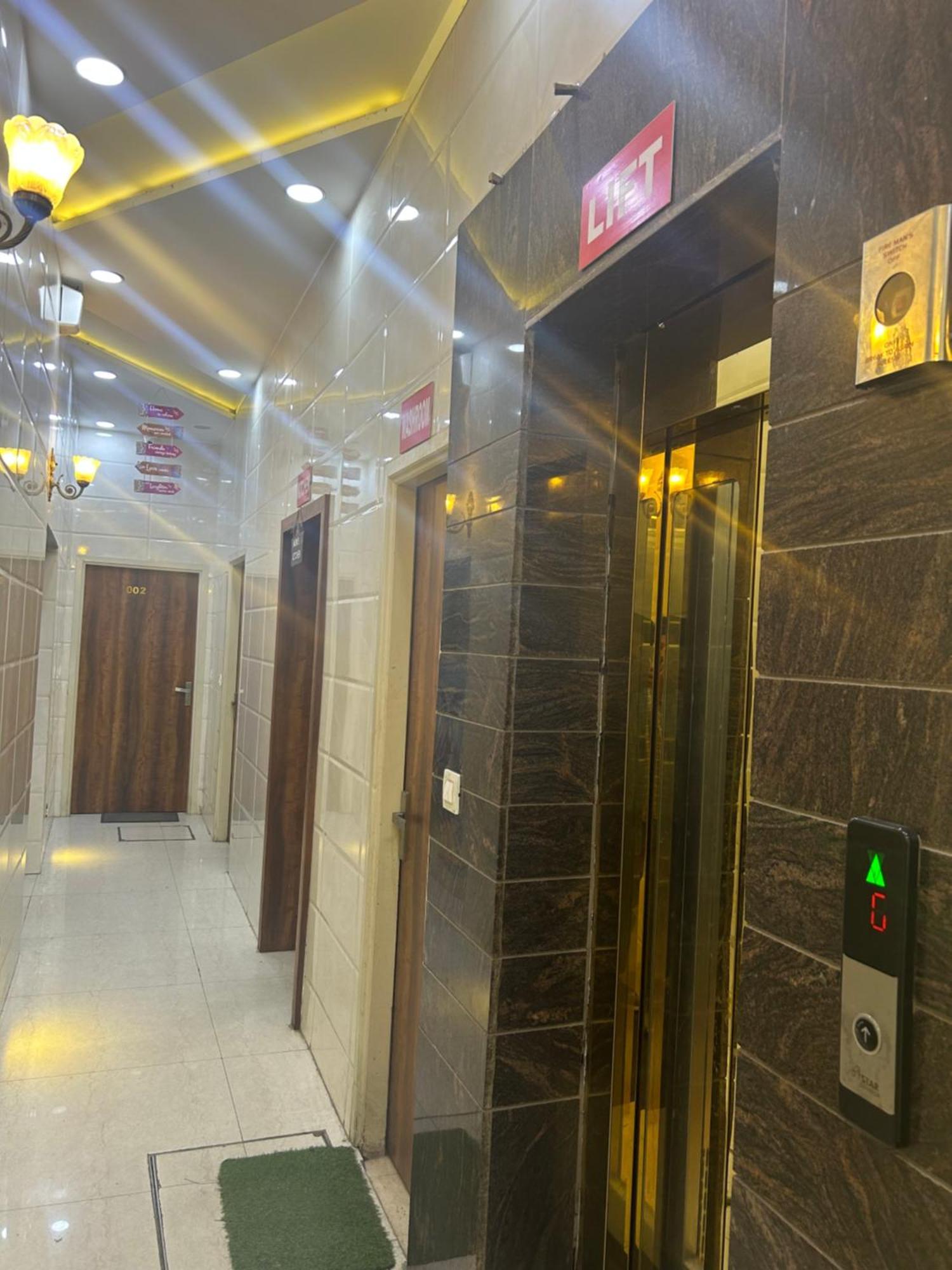 Jasneet Homestay Amritsar Ngoại thất bức ảnh