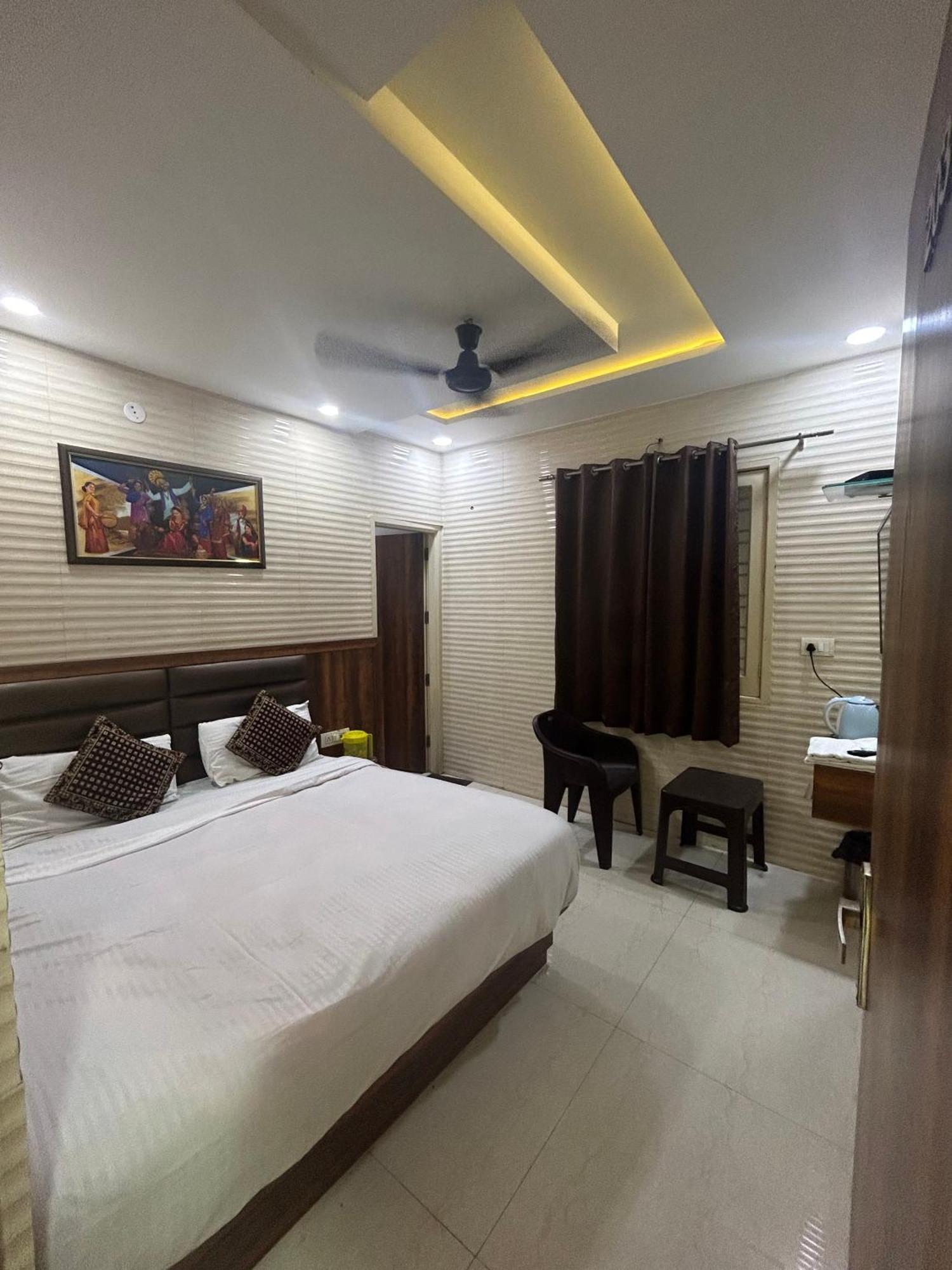 Jasneet Homestay Amritsar Ngoại thất bức ảnh